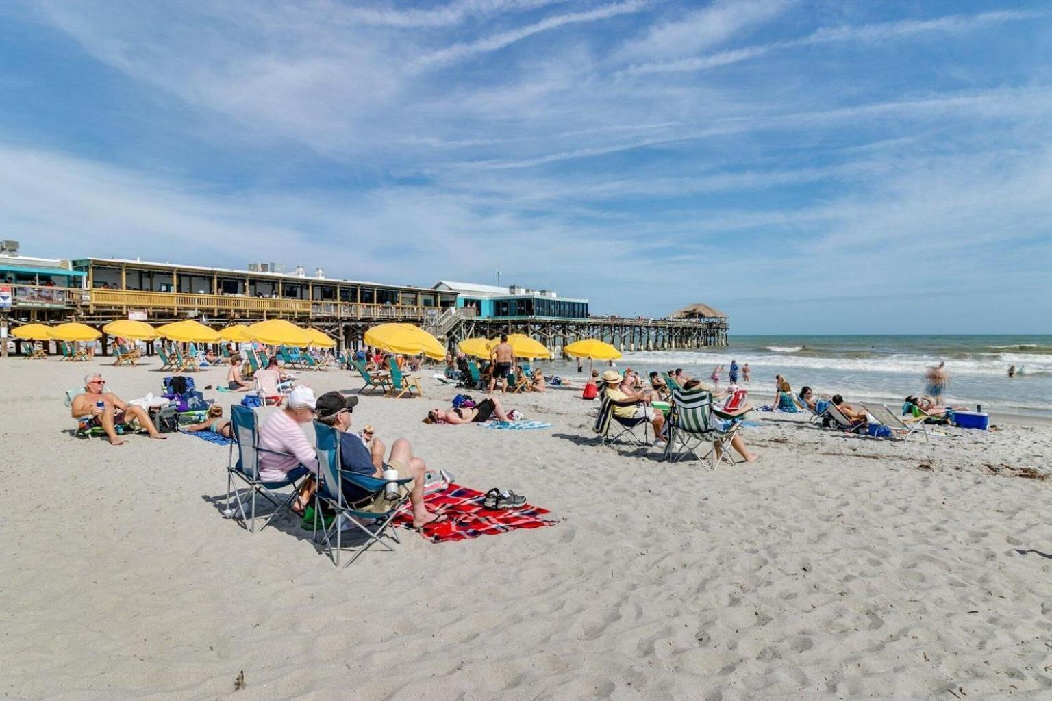 Holiday home Dolphin Cove 1 Block From The